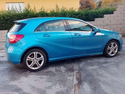Azul Usado 2013 Mercedes A200 AMG Utilitario | 9500 € (Precio justo)