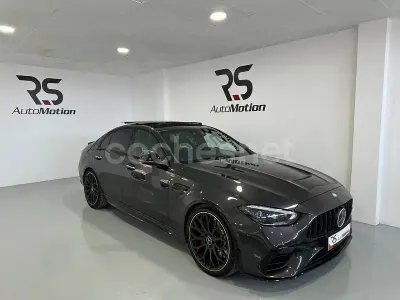 Usado Mercedes C63S AMG 680 CV (500 kW) 2024 Gris / plata Berlina