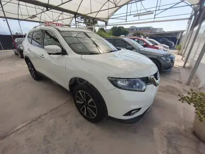 Usado Nissan X-Trail 360º 130 CV (95 kW) 2015 Blanco SUV