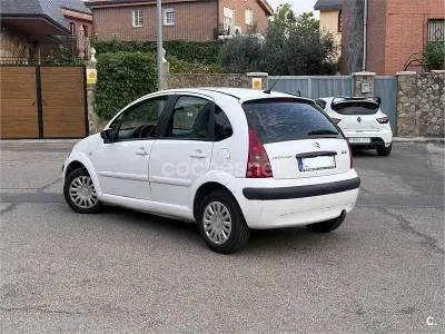 Usado Citroën C3 Exclusive 70 CV (51 kW) 2003 Blanco Berlina