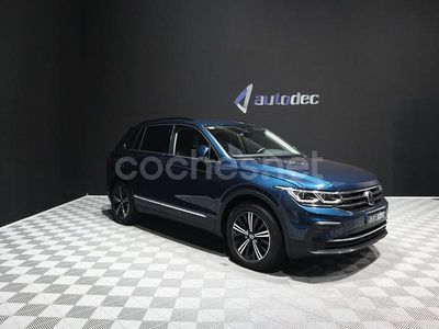Azul Usado 2020 VW Tiguan Life SUV | 26.990 € (Precio justo)