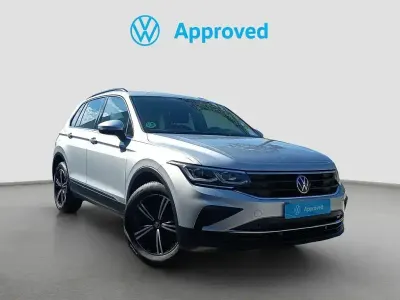 Usado VW Tiguan Life 150 CV (110 kW) 2022 Gris SUV