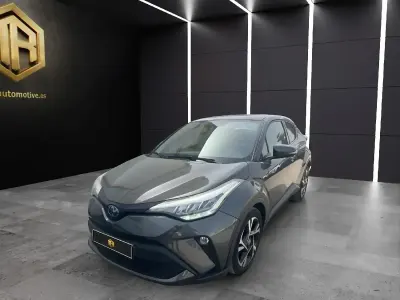 Usado Toyota C-HR Active 122 CV (89 kW) 2022 Gris SUV