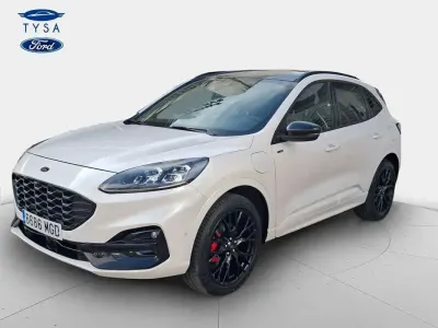 Usado Ford Kuga ST-Line X 226 CV (166 kW) 2023 Blanco SUV