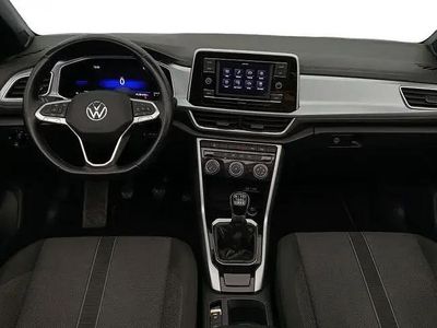 Begagnad VW T-Roc Style 110 HK (80 kW) 2022 Blå SUV