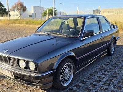 Usado BMW 323 Sport Line 150 HP (110 kW) 1985 Cinzento Sedan