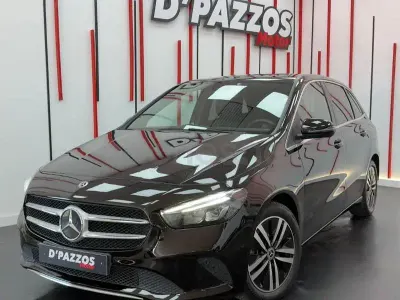 Usado Mercedes B180 116 CV (85 kW) 2019 Negro Utilitario