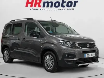 Usado Peugeot Rifter Allure 131 CV (96 kW) 2023 Monovolumen