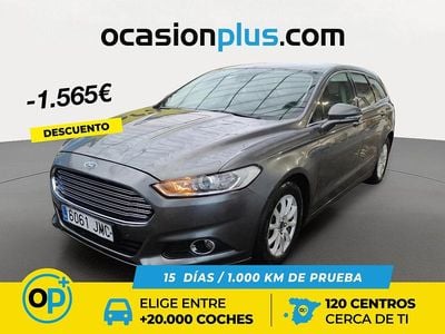 Usado Ford Mondeo Trend 116 CV (85 kW) 2016 Gris Berlina