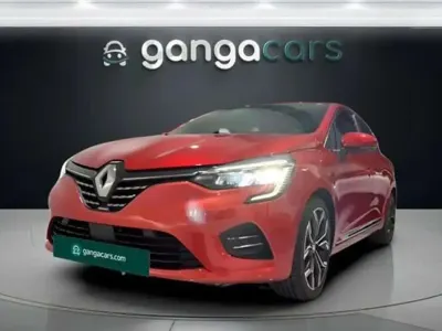 Usado Renault Clio Techno 140 CV (102 kW) 2022 Rojo Utilitario