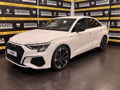 Usado Audi A3 150 CV (110 kW) 2022 Blanco Berlina