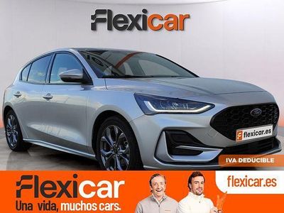 Gris Usado 2023 Ford Focus ST-Line X Berlina | 18.990 € (Un poco caro)