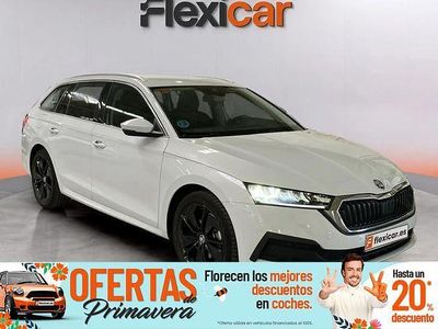 Usado Skoda Octavia Ambition 150 CV (110 kW) 2021 Blanco Berlina
