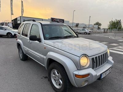 Usado Jeep Cherokee Limited 143 CV (105 kW) 2004 Gris / plata SUV