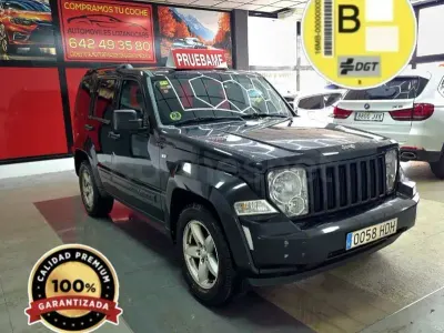 Usado Jeep Cherokee Limited 177 CV (130 kW) 2011 Negro SUV