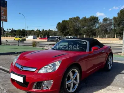 Usado Opel GT 264 CV (194 kW) 2007 Rojo Descapotable