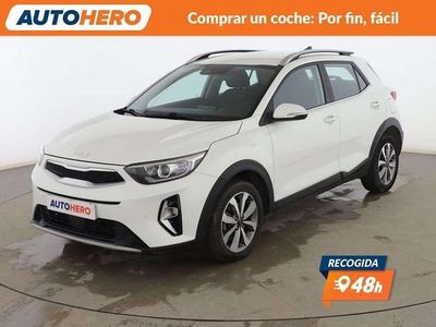 Blanco Usado 2022 Kia Stonic SUV | 14.090 € (Precio justo)