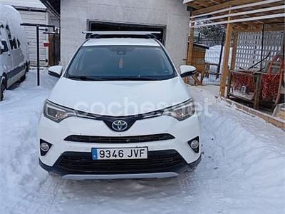 Usado Toyota RAV4 Hybrid Advance 197 CV (144 kW) 2016 Blanco SUV