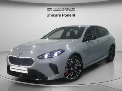 Usado BMW M135 Comfort Edition 300 CV (220 kW) 2025 Gris Utilitario