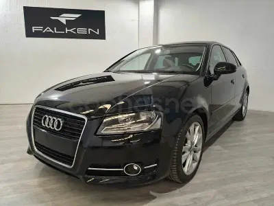 Usado Audi A3 Ambition 160 CV (117 kW) 2011 Negro Utilitario