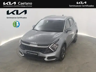 Usado Kia Sportage 160 CV (117 kW) 2025 Gris / plata SUV