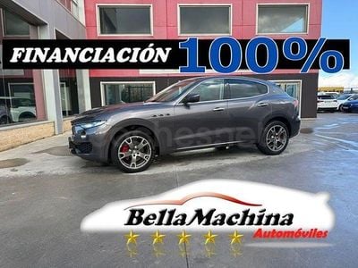 Usado Maserati Levante GranLusso 275 CV (202 kW) 2017 Gris / plata SUV