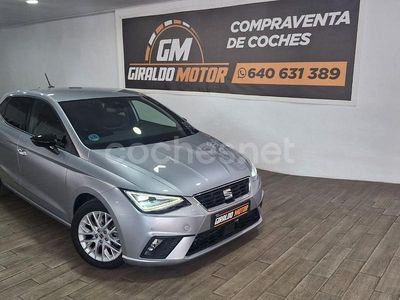 Usado Seat Ibiza FR 116 CV (85 kW) 2024 Gris / plata Berlina
