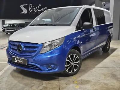Usado Mercedes Vito 114 CV (83 kW) 2015 Azul Van