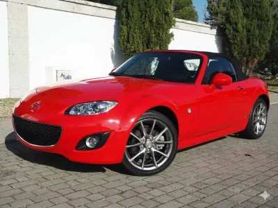 Usado Mazda MX5 126 CV (92 kW) 2011 Rojo Descapotable