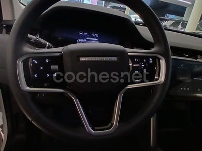 Land Rover Discovery 5