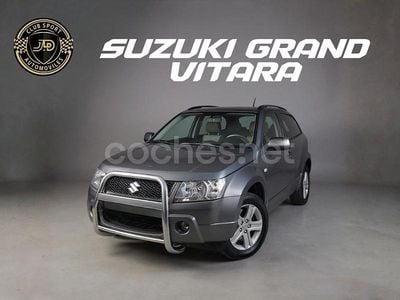 Gris / plata Usado 2006 Suzuki Grand Vitara SUV | 6990 € (Buen precio)