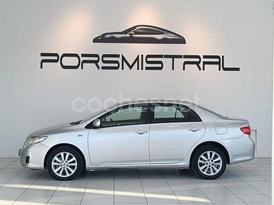 Gris / plata Usado 2010 Toyota Corolla Active Berlina | 9900 €