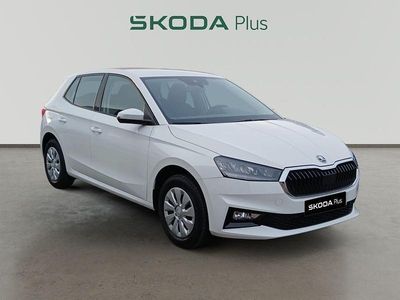 Usado Skoda Fabia Active 80 CV (58 kW) 2022 Blanco Utilitario