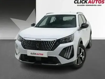 Usado Peugeot 2008 Allure 100 CV (73 kW) 2025 Gris SUV