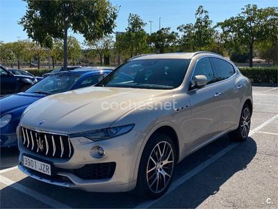 Usado Maserati Levante 275 CV (202 kW) 2017 Beige SUV