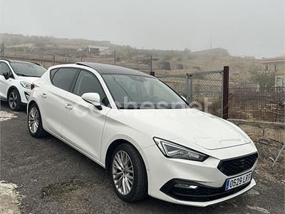 Usado Seat Leon XCELLENCE 130 CV (95 kW) 2021 Blanco Berlina