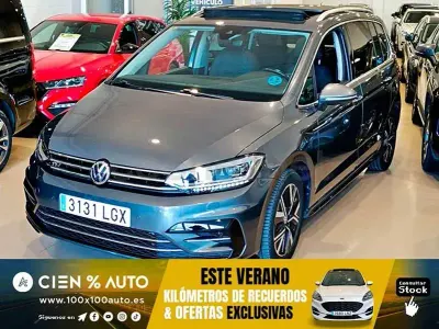 Usado VW Touran Sportline 150 CV (110 kW) 2020 Gris / plata Monovolumen