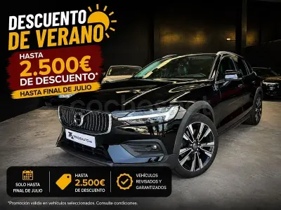 Usado Volvo V60 CC 190 CV (139 kW) 2020 Negro Familiar