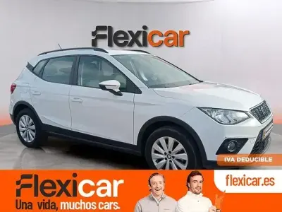 Usado Seat Arona FR 110 CV (80 kW) 2021 Blanco SUV