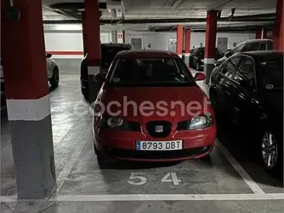 Käytetty Seat Ibiza Sport 100 HP (73 kW) 2004 Punainen Viistoperä