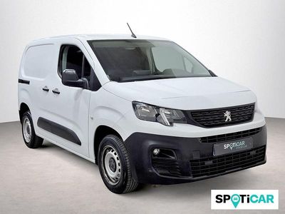 Usado Peugeot Partner 98 CV (72 kW) 2022 Blanco Monovolumen