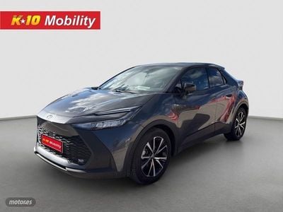 Usado Toyota C-HR Advance 140 CV (102 kW) 2025 Gris / plata SUV