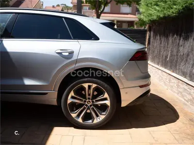 Usado Audi Q8 Sport 286 CV (210 kW) 2025 Gris / plata SUV