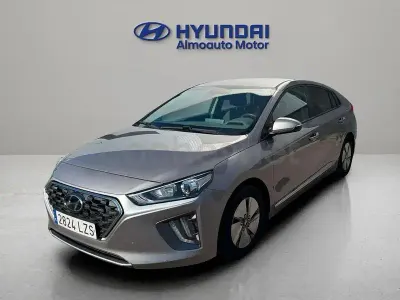 Usado Hyundai Ioniq 141 CV (103 kW) 2022 Blanco Utilitario