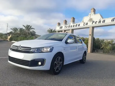 Usado Citroën C-Elysee I Feel 100 HP (73 kW) 2021 Branco Sedan