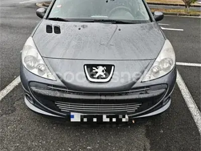 Usado Peugeot 206+ 75 CV (55 kW) 2010 Gris / plata Utilitario