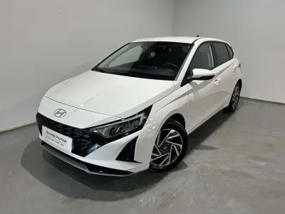 Nuevo Hyundai i20 101 CV (74 kW) 2025 Blanco Utilitario