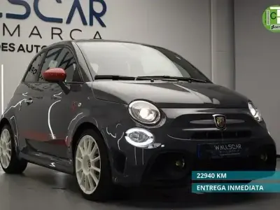 Usado Abarth 595 140 CV (102 kW) 2022 Gris / plata Berlina