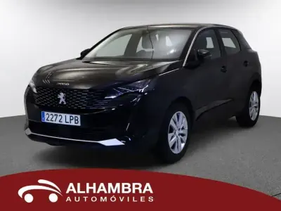 Usado Peugeot 3008 Active 130 CV (95 kW) 2021 Negro SUV