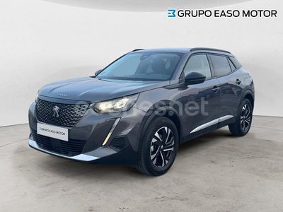 Usado Peugeot 2008 Allure 100 CV (73 kW) 2022 Gris / plata SUV